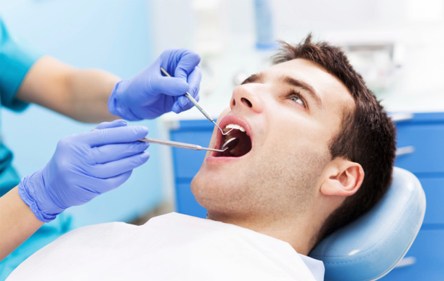 Πως μπορούν να επηρεάσουν οι διατροφικές διαταραχές τα δόντια; - Ευαγγελία Μιχαηλίδου
